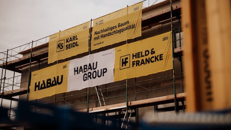 Topping out ceremony in Strebersdorf© Niklas Stadler