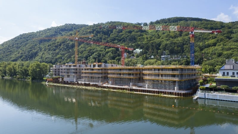 Topping out ceremony at The Shore © PicMyPlace