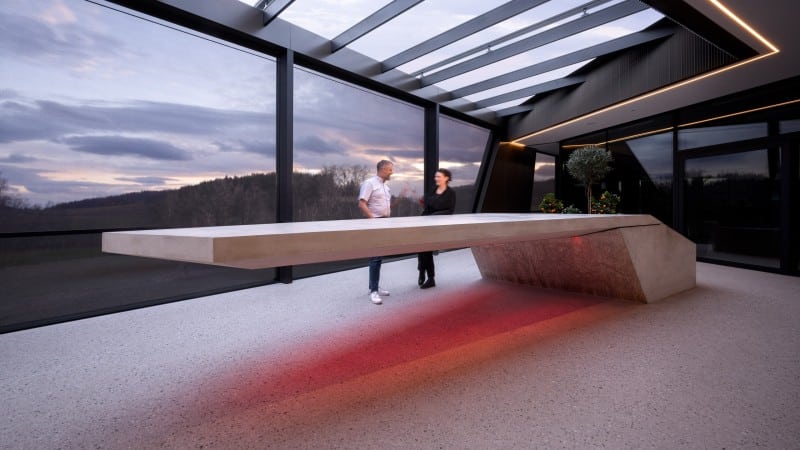 Betontisch für Sonnenschutz Rainer © MW Architekturfotografie