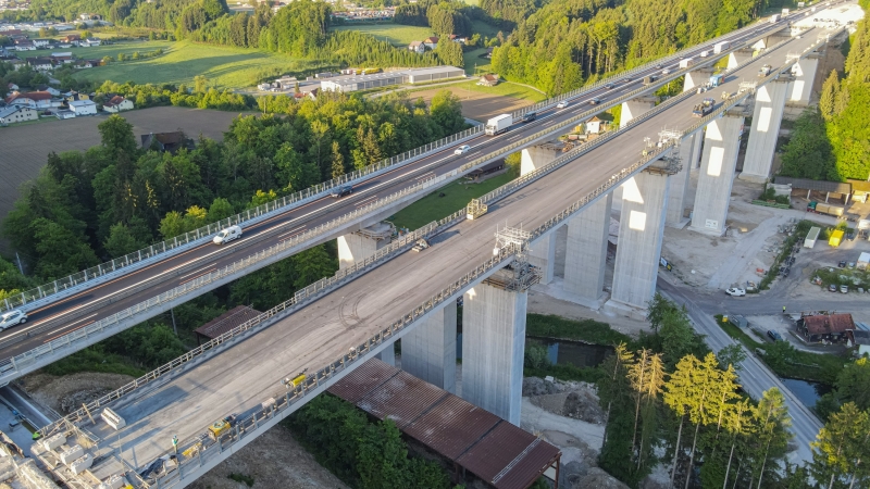 Querverschub Aurachbrücke © Gregor Hartl / HABAU GROUP